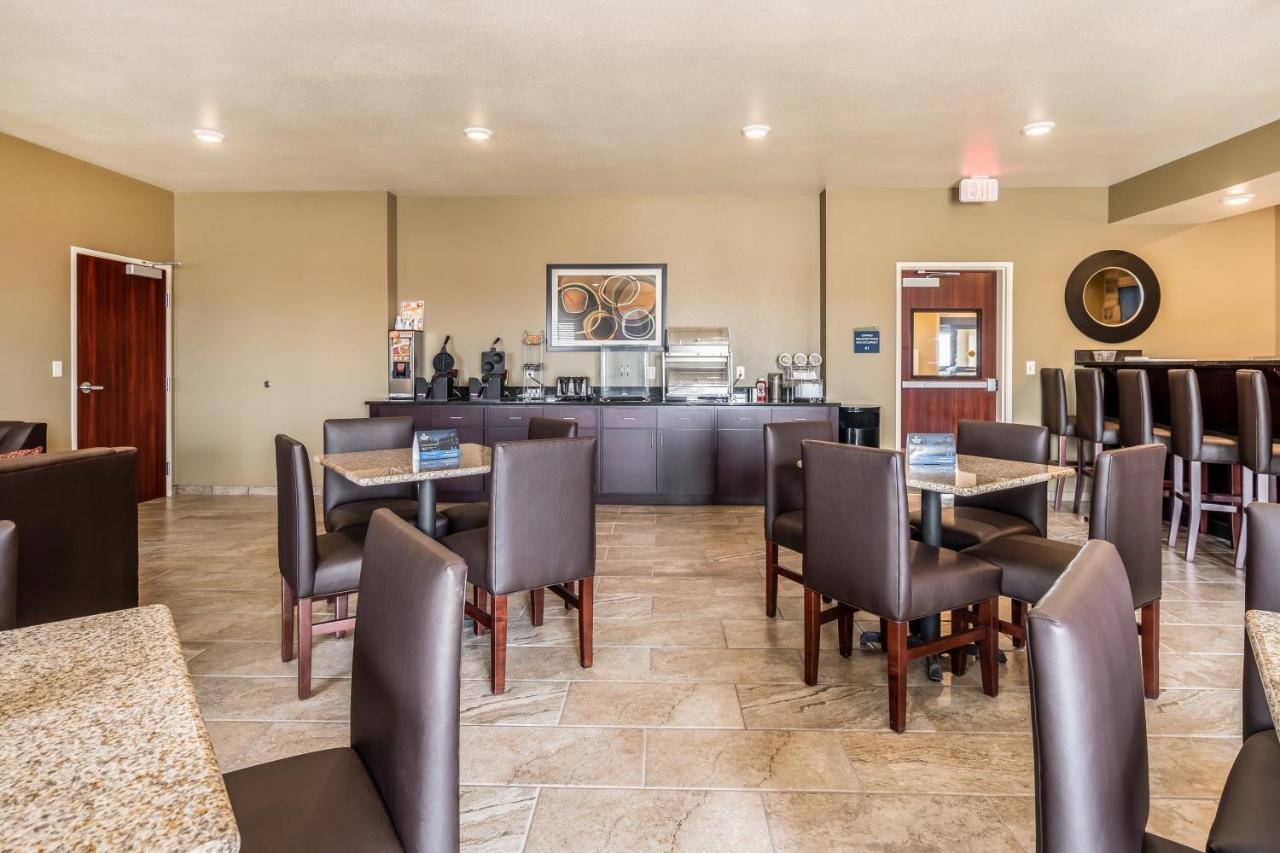 Cobblestone Inn & Suites - Kermit Exterior foto